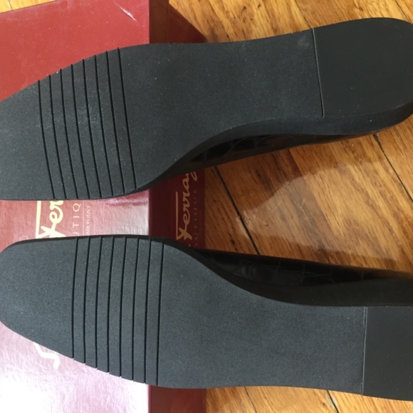 Salvatore Ferragamo Loafers-8.5A NWT - Picture 2 of 6